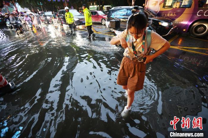 �Ͼ�������̨��7��19��15ʱ31�ֽ������ɫԤ���ź�����Ϊ��ɫԤ���źš�