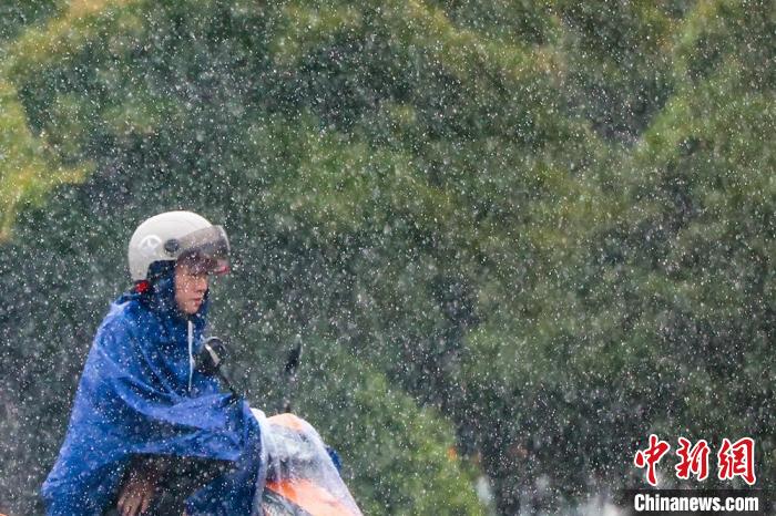 �����ڴ����еĽ�ͷ������