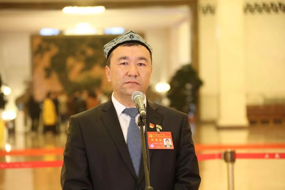 十九大代表 吾布力喀斯木?买吐送 维吾尔族