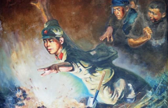 时政 >> 正文  在王杰牺牲时遗留的血衣和钢笔残片前,习近平详细了解