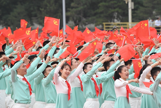 庆祝中国共产党成立100周年大会在天安门广场隆重举行