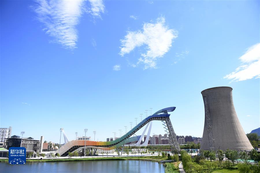 ���»�ȫýͷ����ͼ�Ļ�������11����д����ǿ�����ηܽ���ƪ�¡�����ϰ��ƽͬ־Ϊ���ĵĵ��������������ҵ��չ��ʵ