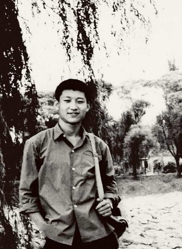 ����1972�꣬��ӻؾ�̽��ʱ��ϰ��ƽ��