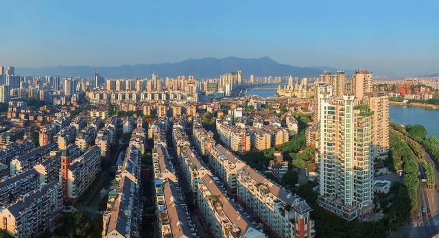 2018�꣬������̨������ϼ�³ǣ���¥�εض��𣬾�ò�����ա�