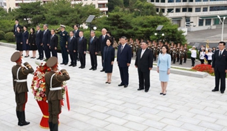 ��д�����������ʷ���䡱_����.jpg
