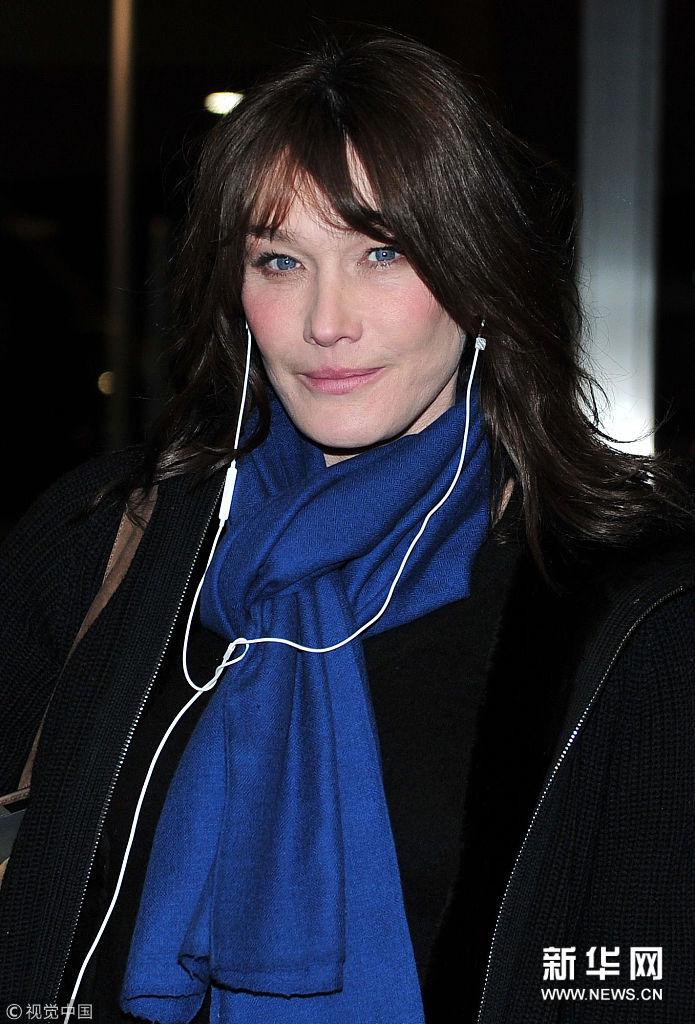 法国前第一夫人布吕尼变身文艺女郎