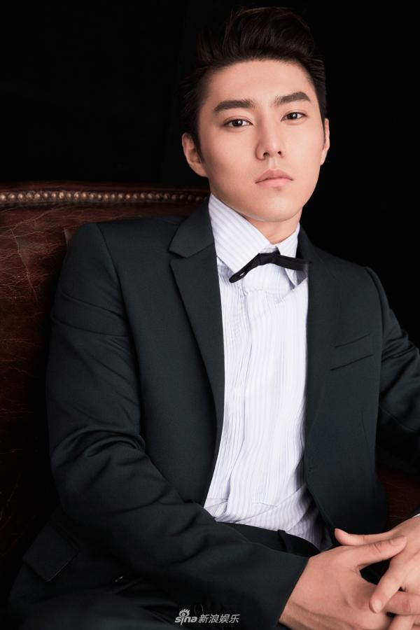 组图赵东泽生日写真曝光演绎质感型男撩力升级