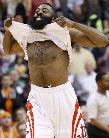 哈登终于脱了!训练效果显著 身材蜕变很励志