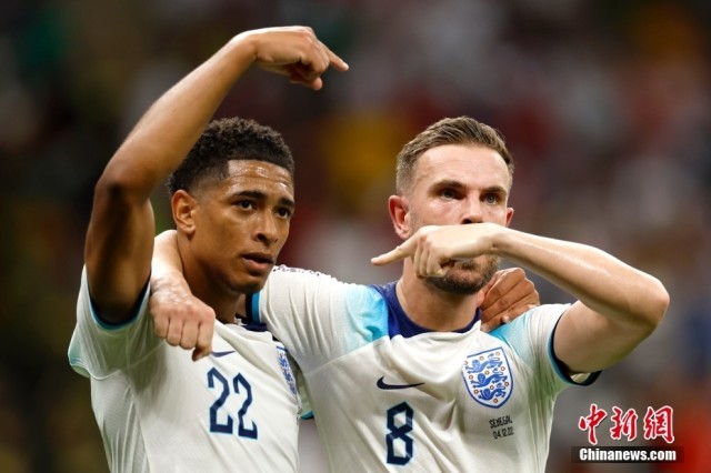 ͼΪӢ�������ڱ����� <a target='_blank' href='/'><p  align=